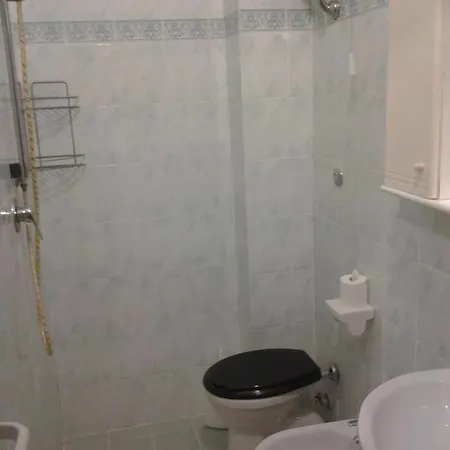 Bed & Breakfast Lea Viareggio