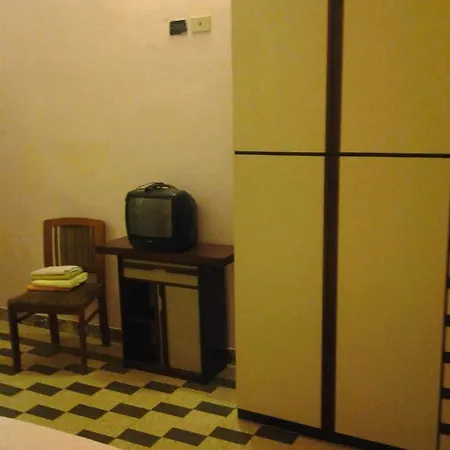 Lea Bed & Breakfast 2*